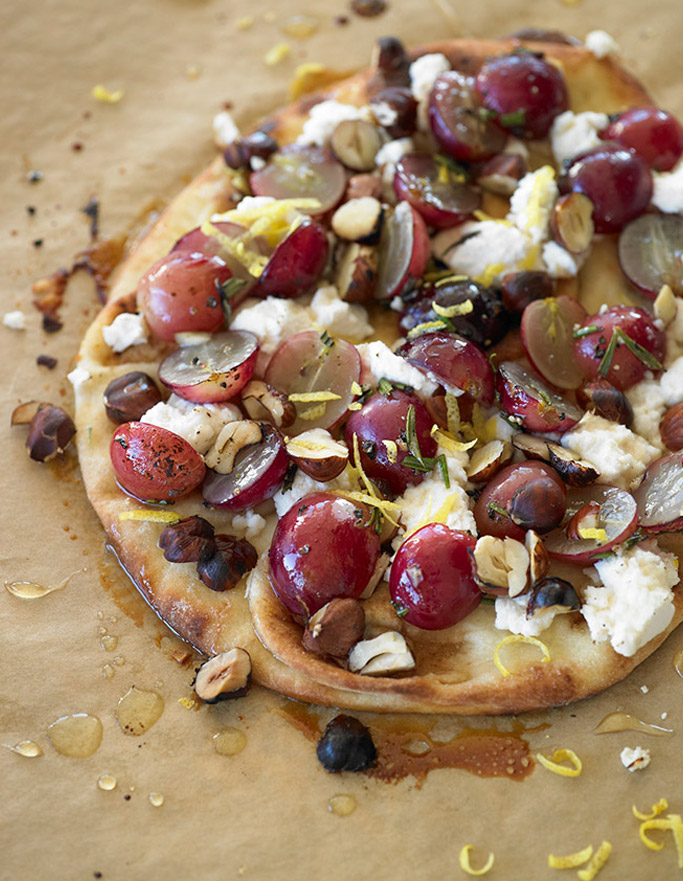 grape-flatbread