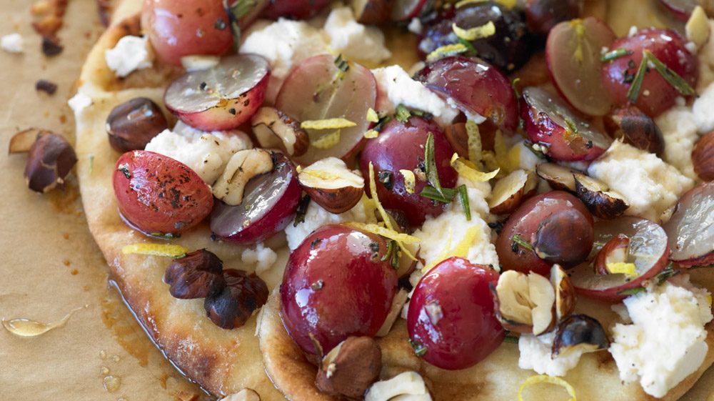 grape-rosemary-ricotta-flatbread