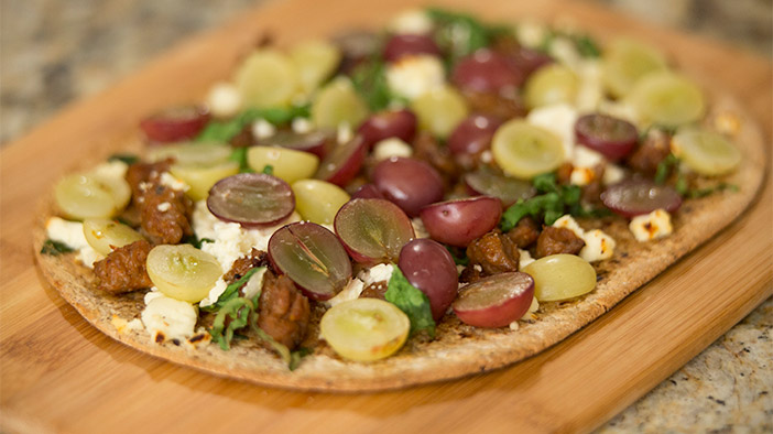 italian-sausage-flatbread-with-california-grapes