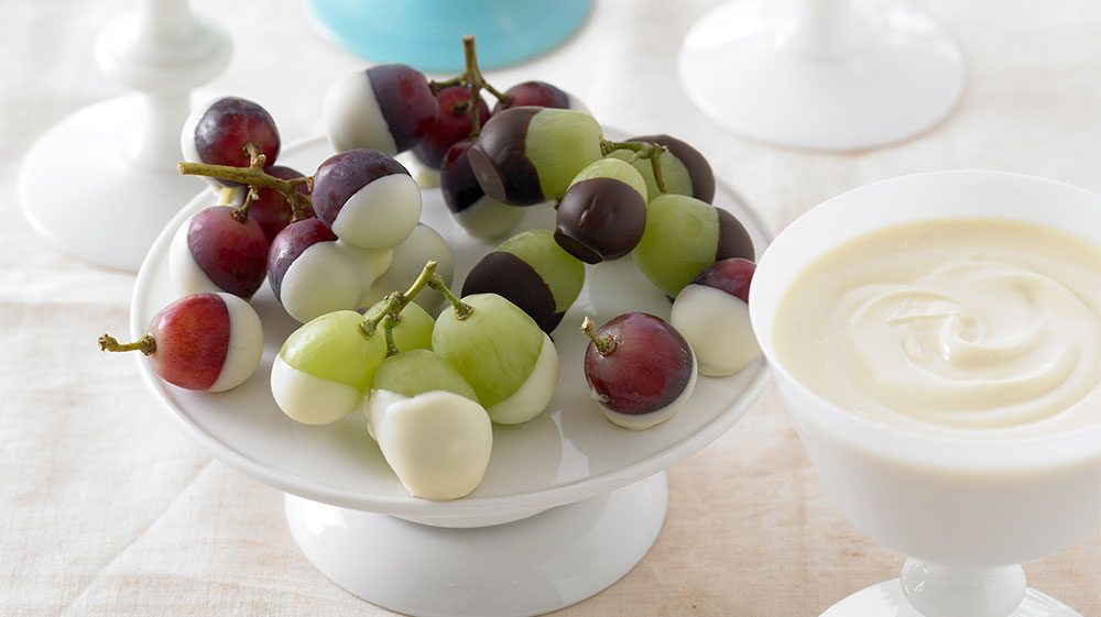 chocolate-dipped-fresh-grapes