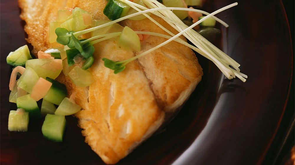 crispy-japanese-fish-with-cold-green-grape-relish