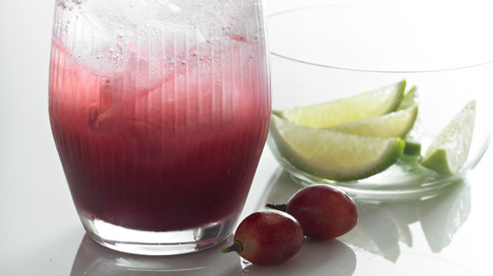 grape-agua-fresca