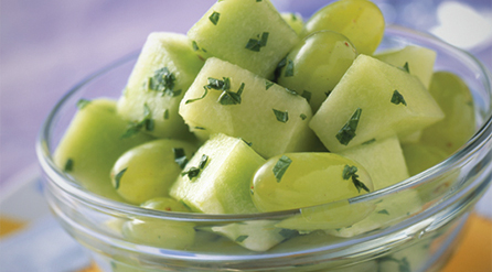 grape-and-honey-dew-green-salad-with-mint-splash