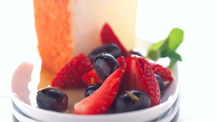 grapes-and-strawberries-in-orange-syrup