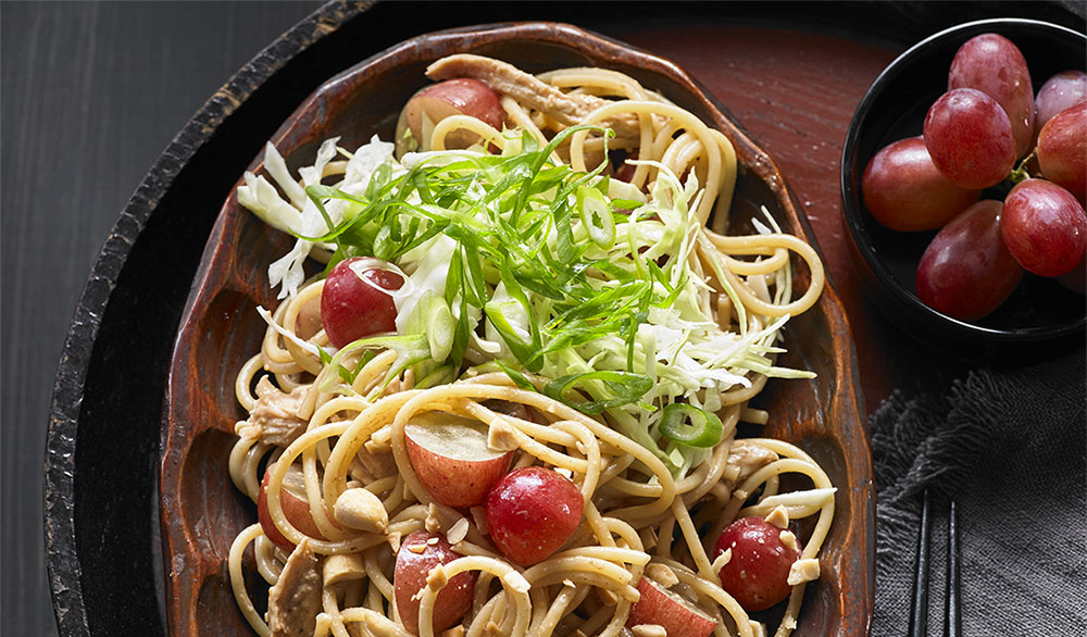 Asian-Noodle-Salad-with-Chicken-and-Grapes_v1_current