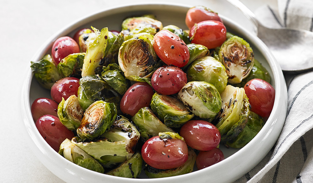 Roasted-Brussels-Sprouts-with-Grapes-and-Balsamic_v1_current